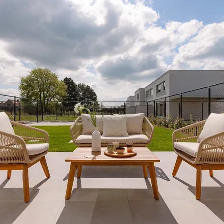 Huswell - Brand New House 