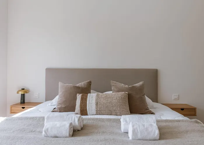 Huswell - Brand New House \